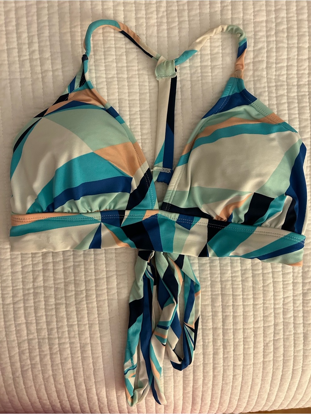 Carve Designs Dahlia swim top, size L